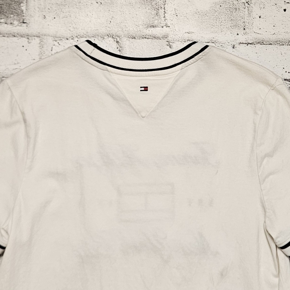 Tommy Hilfiger Logo Tee White Script NYC Flag Regular Fit S - Picture 6 of 8